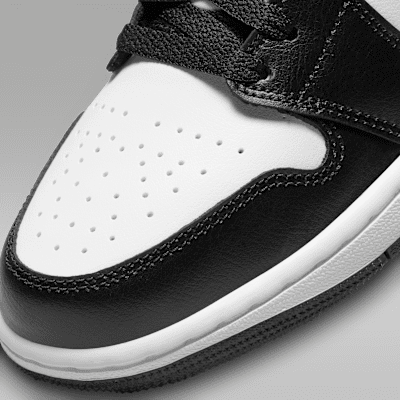 WMNS+AIR+JORDAN+1+LOW.png